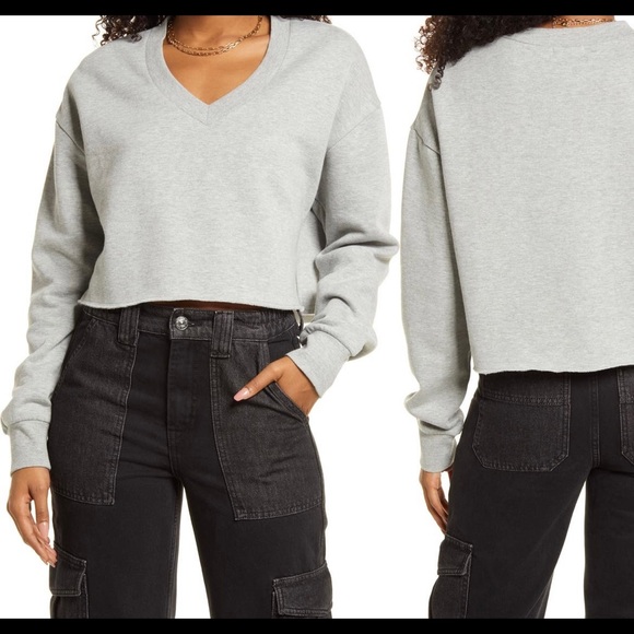 BP. Crop V-Neck Sweatshirt New - Picture 1 of 3